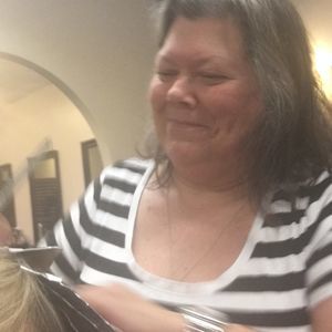 Meet your Posher, Beverly